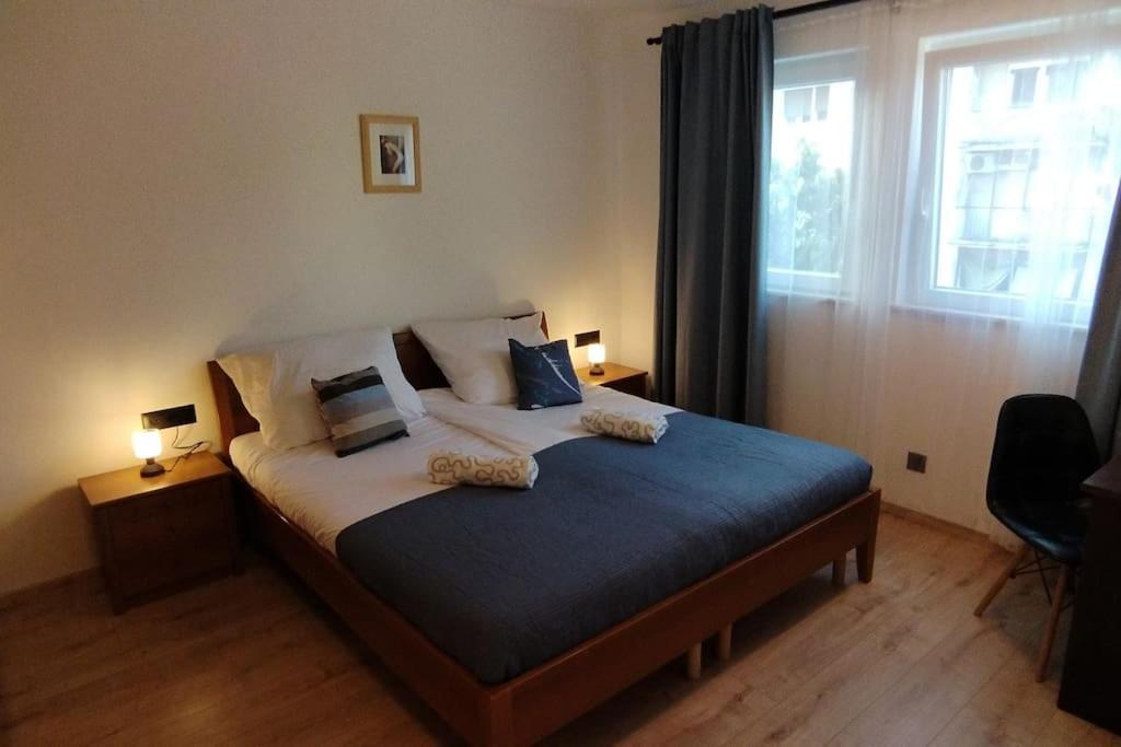 Cute Apartment Marla Art Close To Center Pula Bagian luar foto
