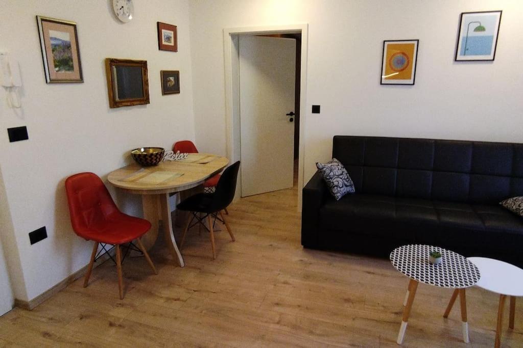 Cute Apartment Marla Art Close To Center Pula Bagian luar foto