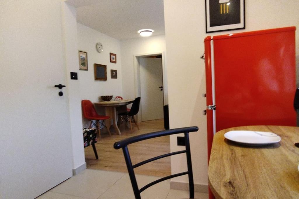 Cute Apartment Marla Art Close To Center Pula Bagian luar foto
