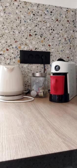 Cute Apartment Marla Art Close To Center Pula Bagian luar foto